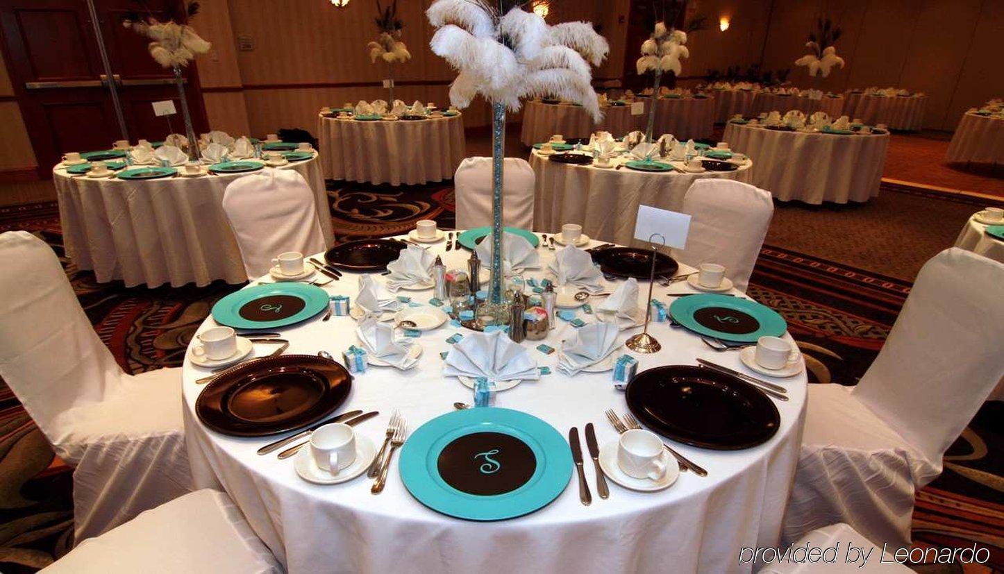 Hilton Garden Inn Dallas/Allen Restoran gambar